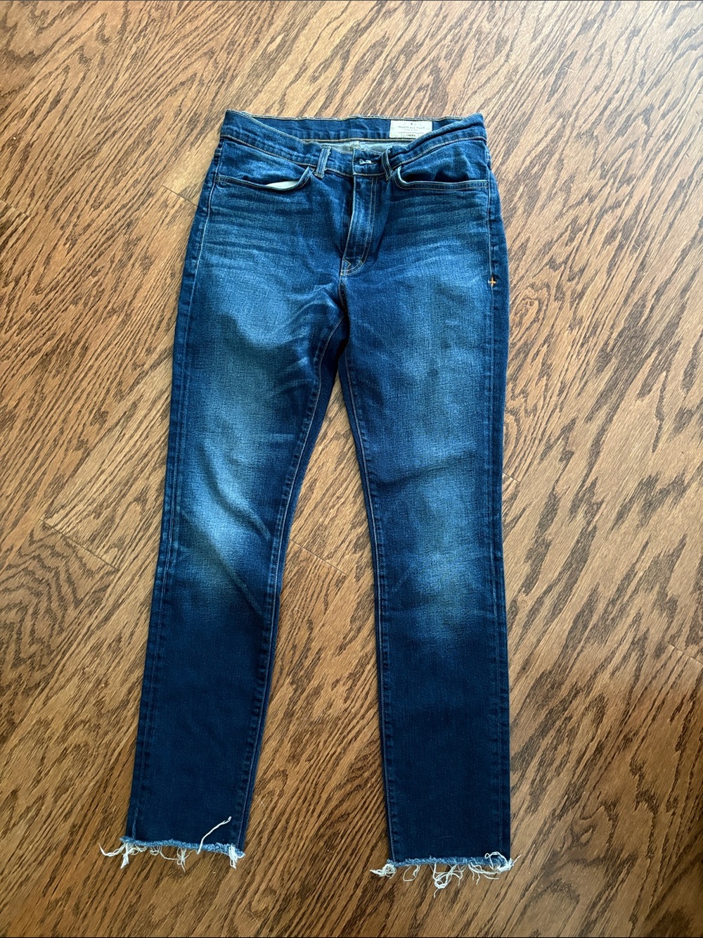 Imogene and Willie Dark Blue Women’s Skinny Jeans with Raw Hem